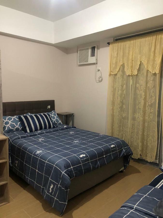 Cubao Manhattanheights Unit 7Ef Tower B, 1Br Manila Esterno foto