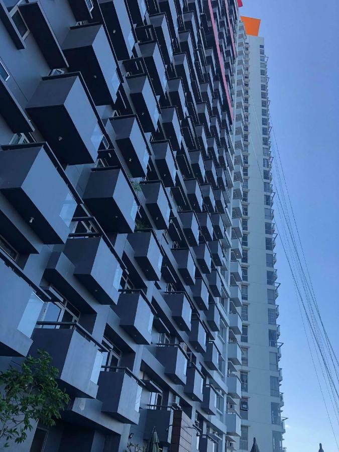 Cubao Manhattanheights Unit 7Ef Tower B, 1Br Manila Esterno foto
