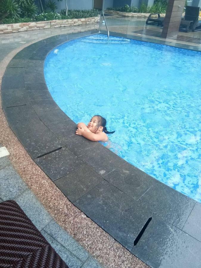 Cubao Manhattanheights Unit 7Ef Tower B, 1Br Manila Esterno foto